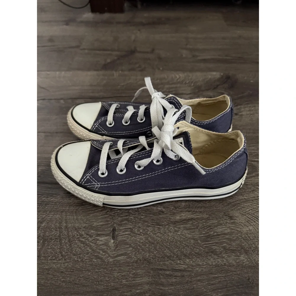 Converse Chucks Low Top Lace Up Navy W‎ 5.5 Men 3.5